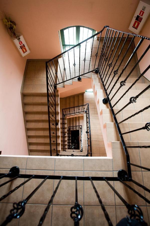 Hotel Maly Mlyn Stargard Szczecinski Bagian luar foto