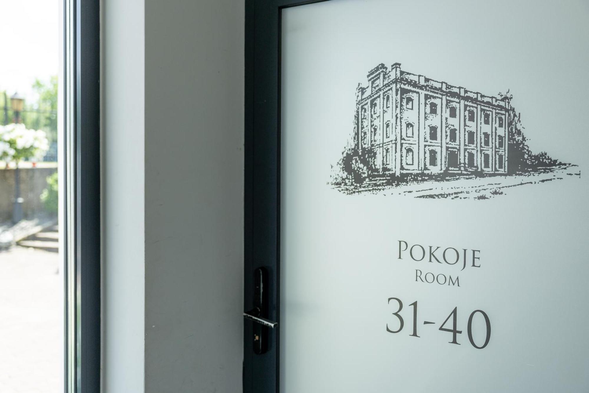 Hotel Maly Mlyn Stargard Szczecinski Bagian luar foto