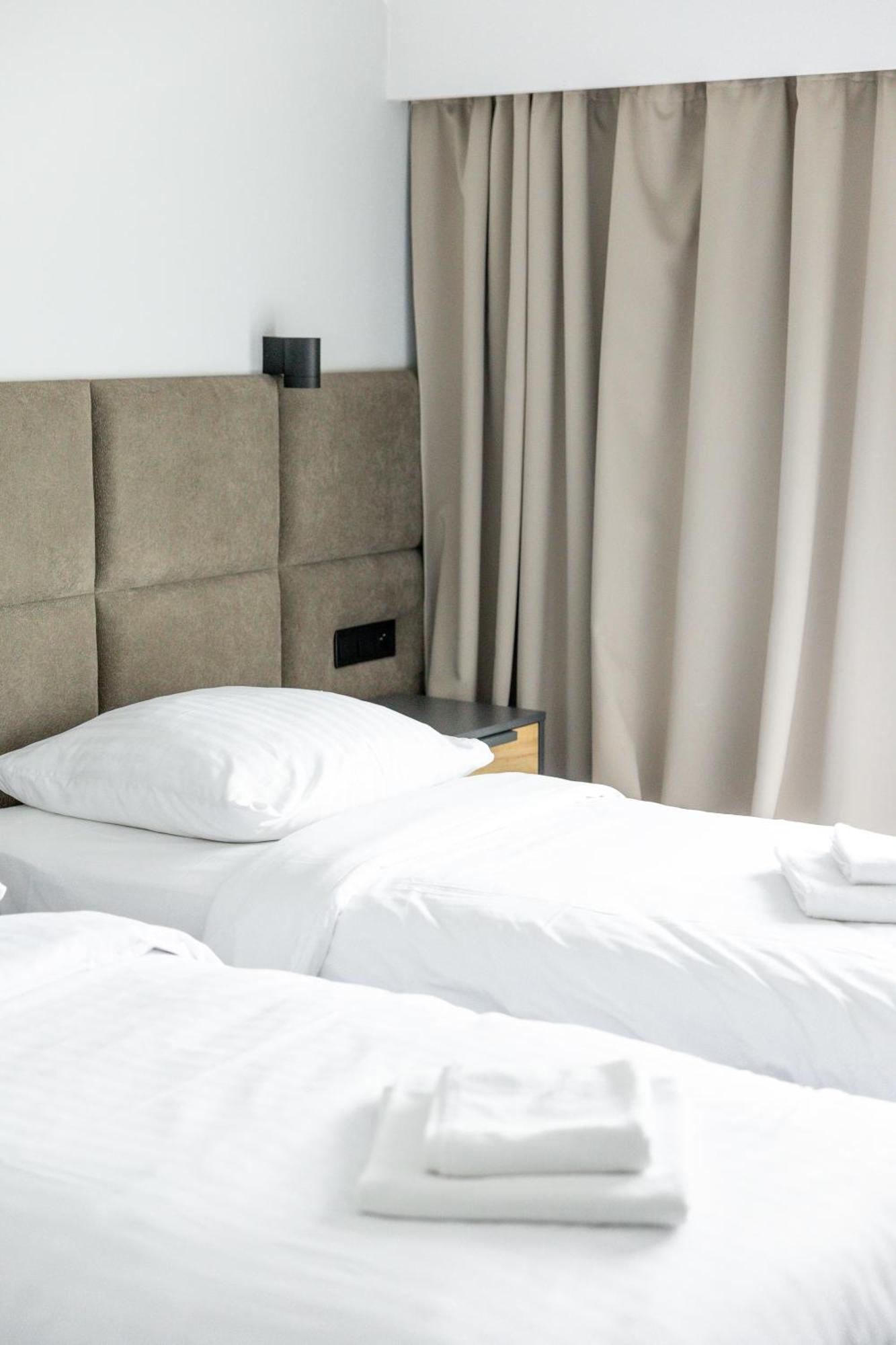 Hotel Maly Mlyn Stargard Szczecinski Bagian luar foto