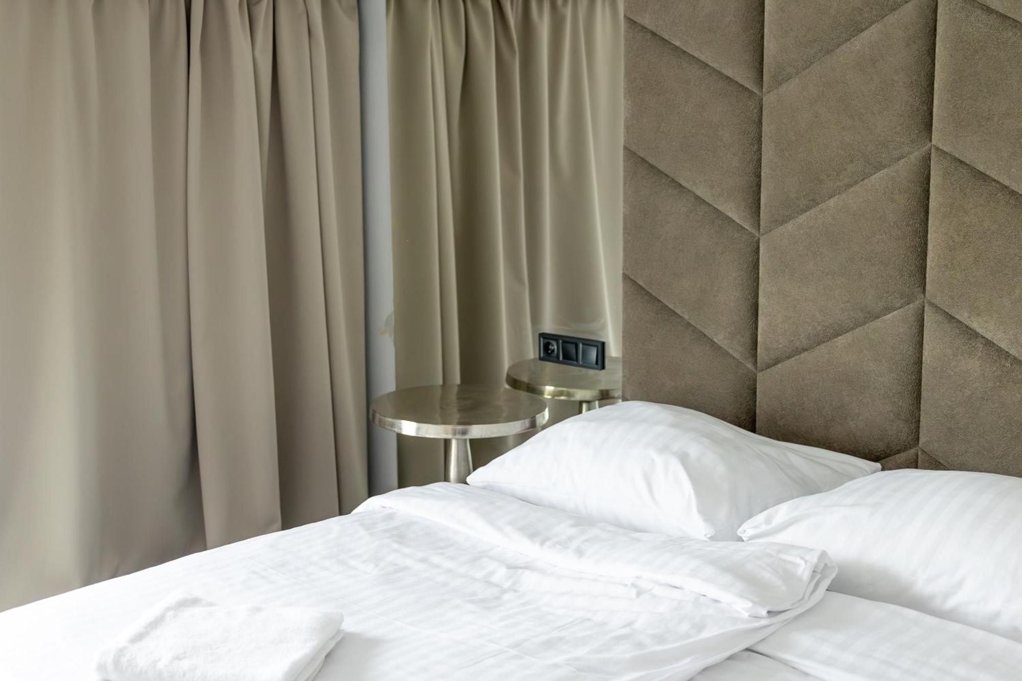 Hotel Maly Mlyn Stargard Szczecinski Bagian luar foto