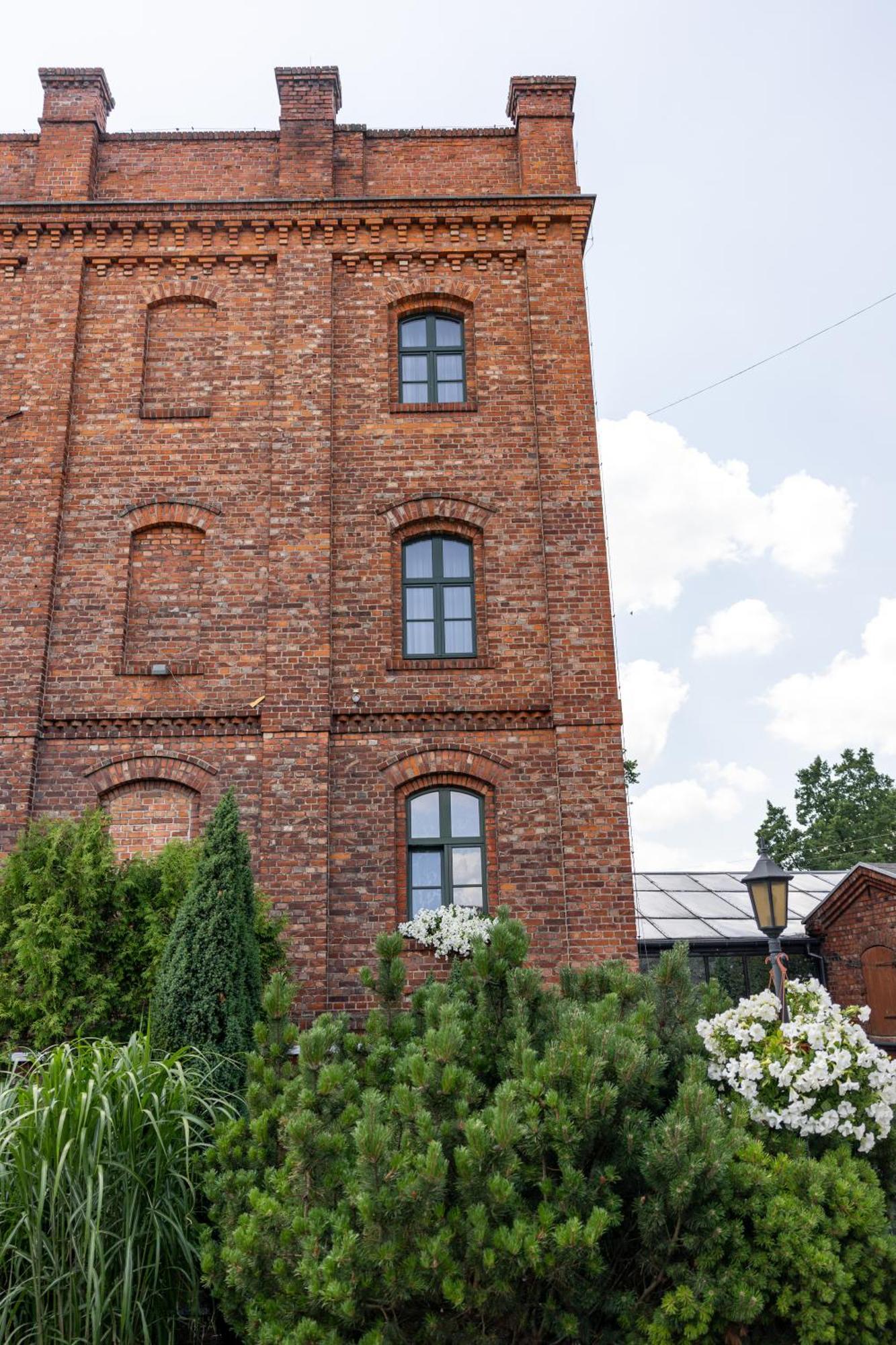 Hotel Maly Mlyn Stargard Szczecinski Bagian luar foto