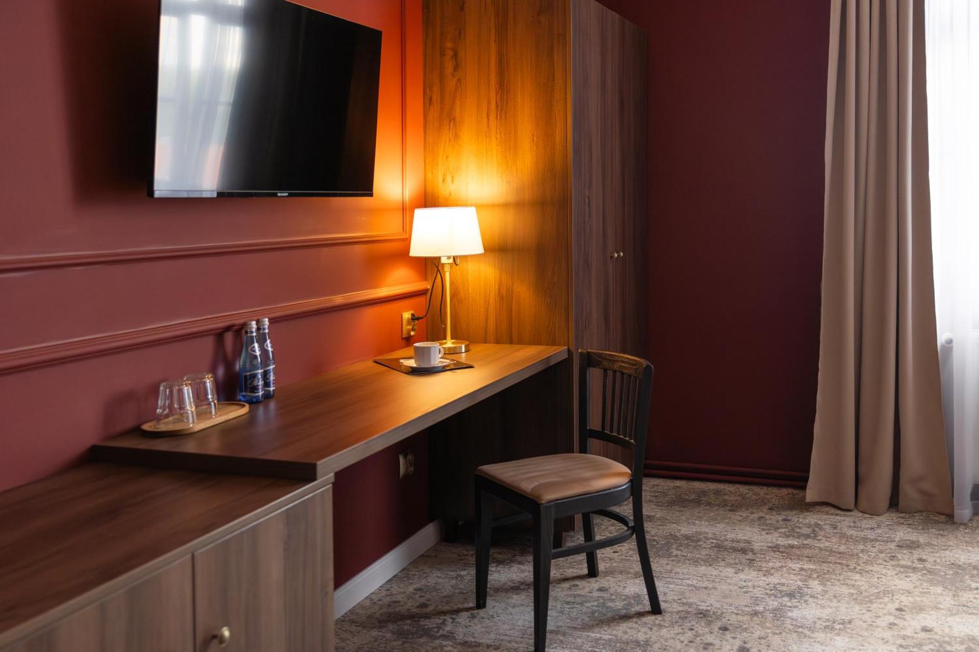 Hotel Maly Mlyn Stargard Szczecinski Bagian luar foto